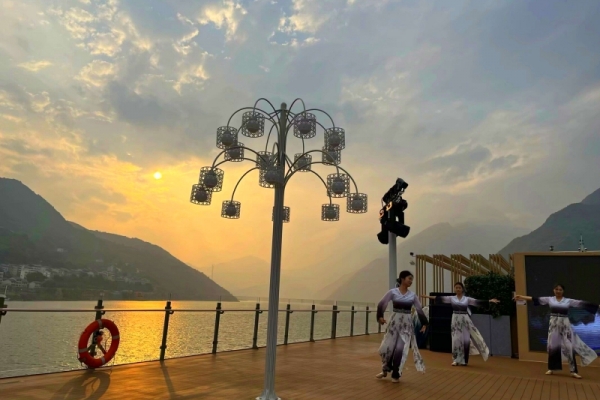 宜昌坐船到重慶一天時間能到嗎？多少錢？