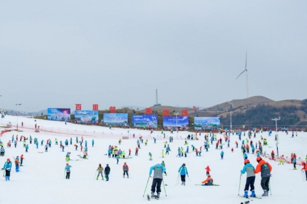 來百里荒賞雪、滑雪超詳細攻略，請收藏好哦??！