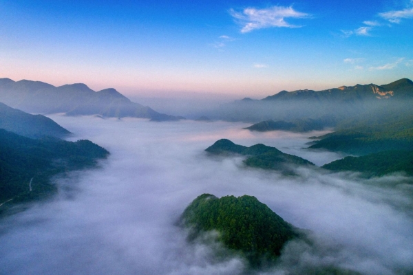 暑期避暑去哪里旅游？神農架避暑攻略
